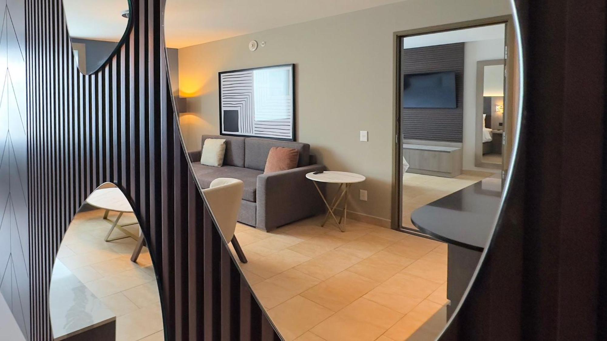 Holiday Inn Express Merida By Ihg Exterior photo