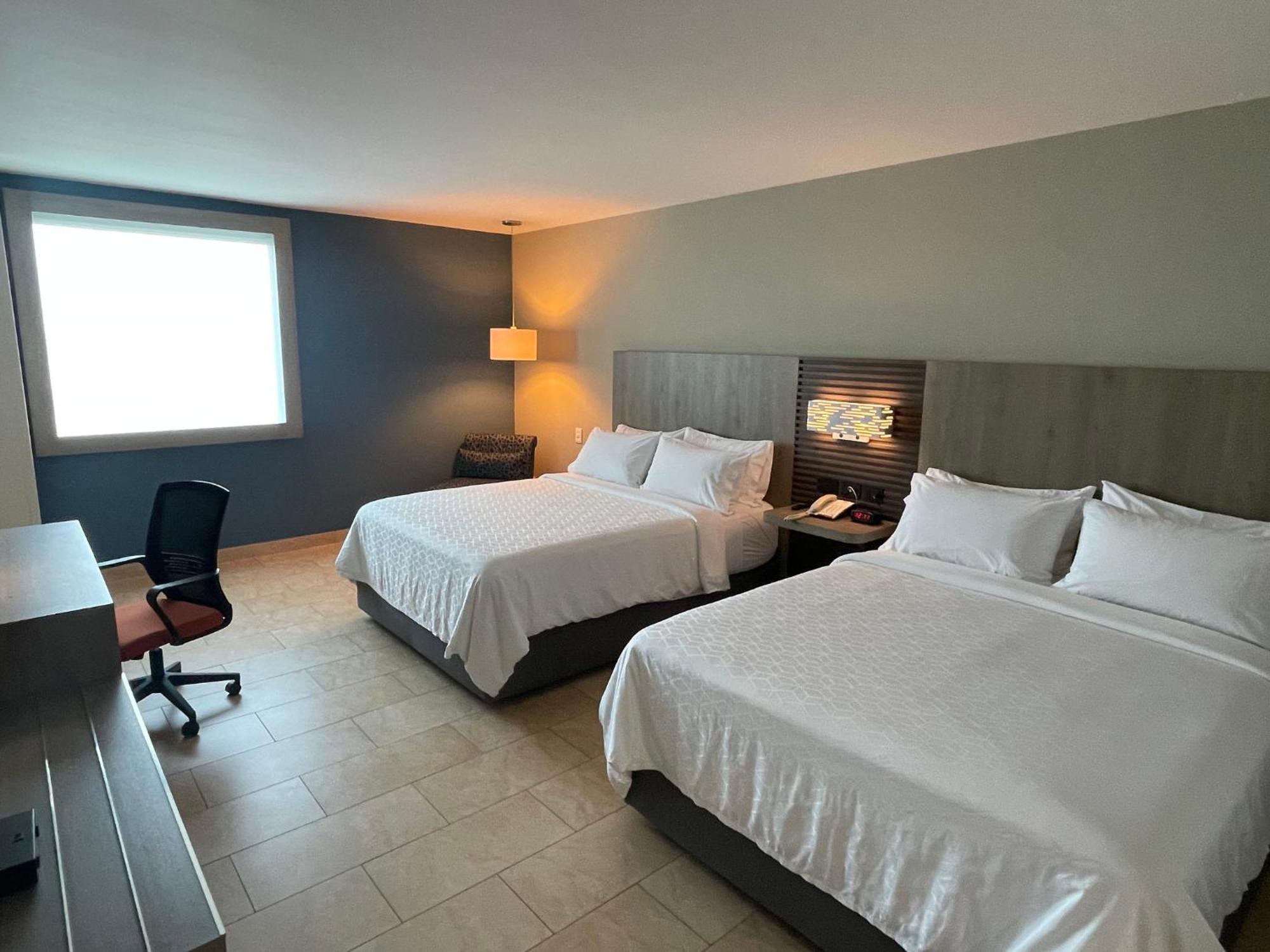 Holiday Inn Express Merida By Ihg Exterior photo